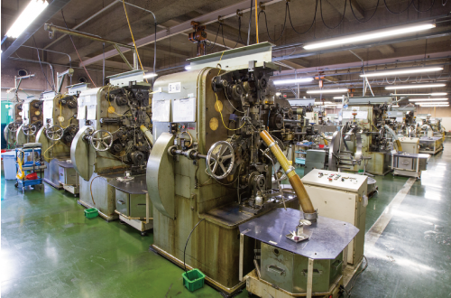 Forming machine (produced in-house)