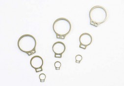 Small Diameter C-Type Retaining Rings for Shafts