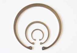 C-Type Retaining Rings for Holes